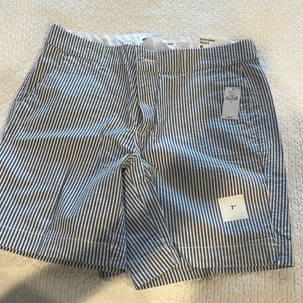 Old Navy every day shorts size 8